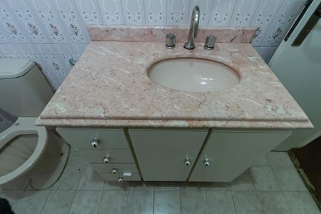 Casa à venda com 125m², 3 quartos e 1 vaga Casa à venda com 125m², 3 quartos e 1 vagaBanheiro da Suíte 1