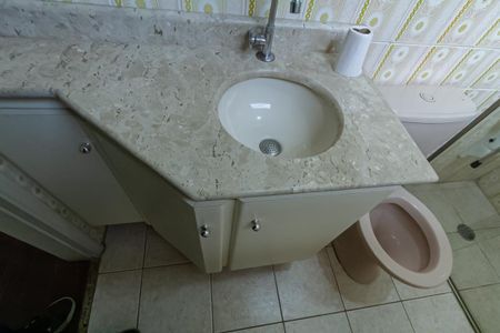 Casa à venda com 125m², 3 quartos e 1 vaga Casa à venda com 125m², 3 quartos e 1 vagaBanheiro da Suíte 2