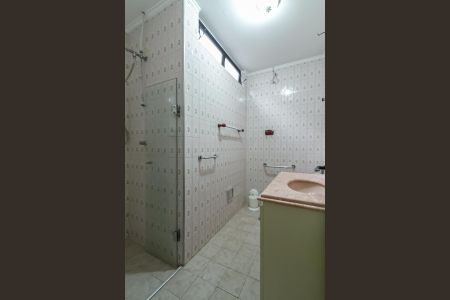 Banheiro da Suíte 1 de casa à venda com 3 quartos, 125m² em Vila Vivaldi, São Bernardo do Campo