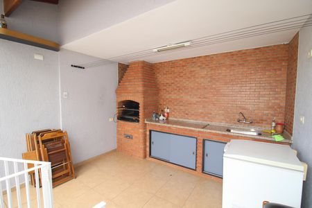 Casa à venda com 145m², 2 quartos e 1 vagaÁrea de Serviço