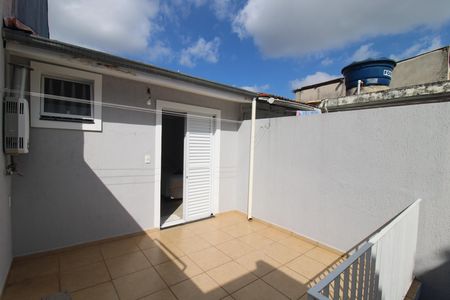 Casa à venda com 145m², 2 quartos e 1 vagaÁrea de Serviço