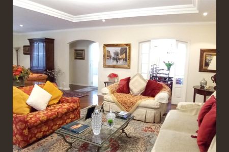 Casa à venda com 5 quartos, 568m² em Jardim Sao Bento, São Paulo