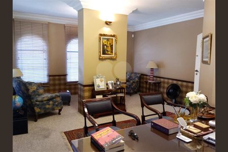 Casa à venda com 5 quartos, 568m² em Jardim Sao Bento, São Paulo