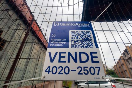 Apartamento à venda com 70m², 2 quartos e 1 vaga Apartamento à venda com 70m², 2 quartos e 1 vagaPlaca