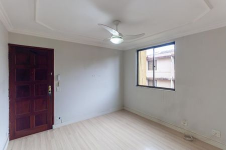 Apartamento à venda com 70m², 2 quartos e 1 vaga Apartamento à venda com 70m², 2 quartos e 1 vagaSala