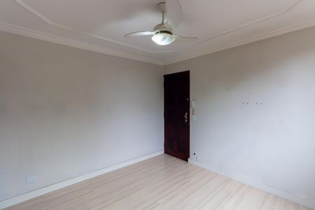 Apartamento à venda com 70m², 2 quartos e 1 vaga Apartamento à venda com 70m², 2 quartos e 1 vagaSala