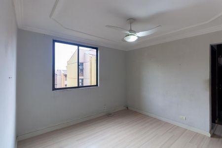 Apartamento à venda com 70m², 2 quartos e 1 vaga Apartamento à venda com 70m², 2 quartos e 1 vagaSala