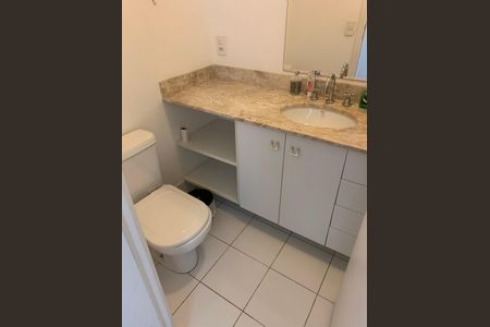 Banheiro de apartamento à venda com 2 quartos, 61m² em Jardim Leonor, São Paulo
