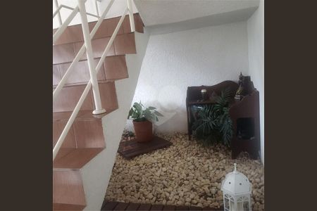 Casa à venda com 194m², 3 quartos e 3 vagas