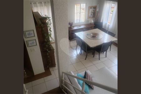 Casa à venda com 194m², 3 quartos e 3 vagas