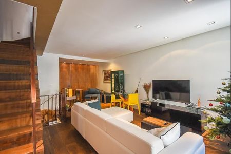Casa de Condomínio à venda com 4 quartos, 180m² em Vila Andrade, São Paulo