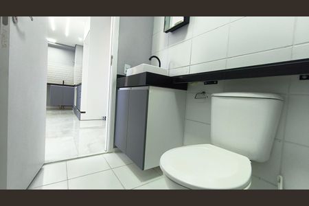 Apartamento para alugar com 35m², 2 quartos e sem vaga Apartamento para alugar com 35m², 2 quartos e sem vagaBanheiro social