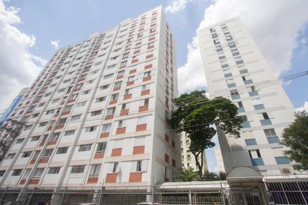 Apartamento para alugar com 70m², 2 quartos e 1 vaga