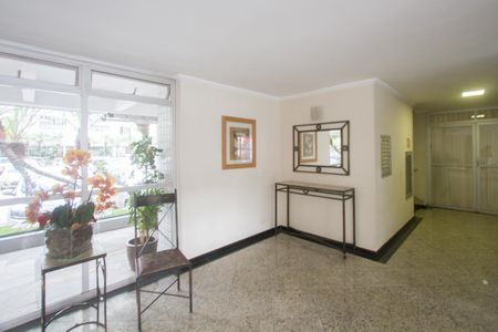 Apartamento para alugar com 70m², 2 quartos e 1 vaga