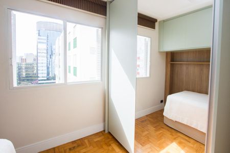 Apartamento para alugar com 70m², 2 quartos e 1 vaga