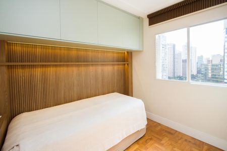 Apartamento para alugar com 70m², 2 quartos e 1 vaga