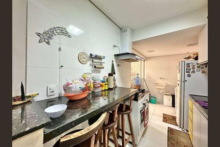 Apartamento à venda com 77m², 3 quartos e 1 vaga