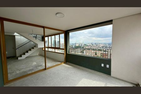 Apartamento à venda com 3 quartos, 211m² em Sumaré, São Paulo
