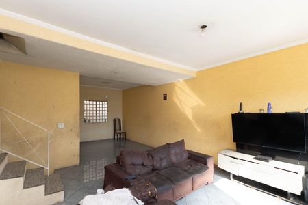 Casa de condomínio à venda com 132m², 3 quartos e 2 vagas Casa de condomínio à venda com 132m², 3 quartos e 2 vagasSala