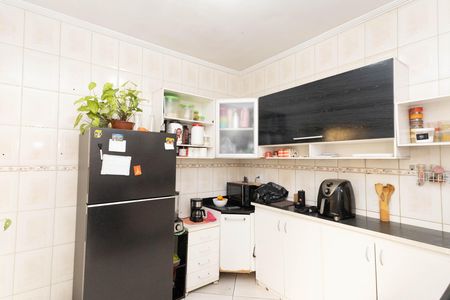 Casa de condomínio à venda com 132m², 3 quartos e 2 vagas Casa de condomínio à venda com 132m², 3 quartos e 2 vagasCozinha