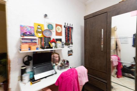 Casa de condomínio à venda com 132m², 3 quartos e 2 vagas Casa de condomínio à venda com 132m², 3 quartos e 2 vagasQuarto 2