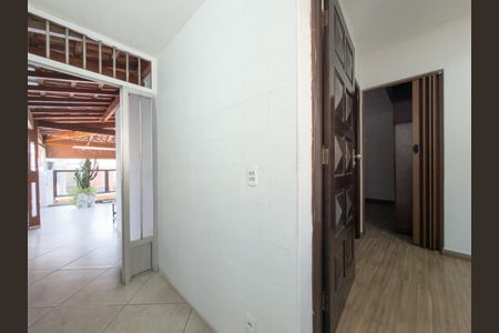 Casa à venda com 127m², 3 quartos e 2 vagas