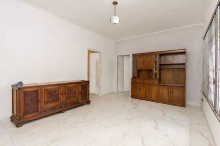 Casa à venda com 3 quartos, 390m² em Vila Rosalia, Guarulhos
