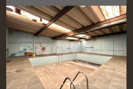Casa à venda com 4 quartos, 574m² em Jabaquara, São Paulo