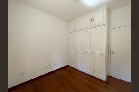 Apartamento à venda com 3 quartos, 110m² em Santo Antônio, Belo Horizonte