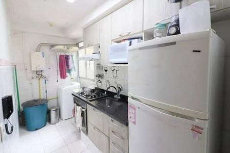 Apartamento à venda com 2 quartos, 40m² em Padroeira, Osasco