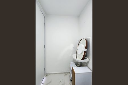 Apartamento para alugar com 46m², 2 quartos e 1 vaga Apartamento para alugar com 46m², 2 quartos e 1 vagaBanheiro