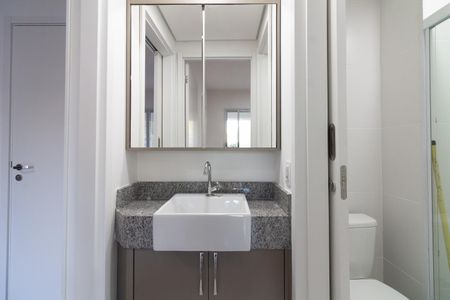 Apartamento para alugar com 34m², 1 quarto e sem vaga Apartamento para alugar com 34m², 1 quarto e sem vagaBanheiro