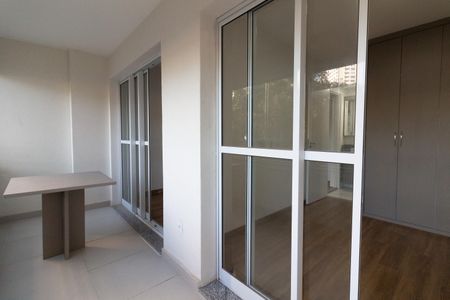 Apartamento para alugar com 34m², 1 quarto e sem vaga Apartamento para alugar com 34m², 1 quarto e sem vagaVaranda