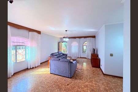 200_Sala - Vanda Munhóz.JPG de casa à venda com 3 quartos, 233m² em Vila Carrão, São Paulo
