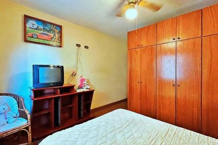 Casa à venda com 3 quartos, 214m² em Vila Galvão, Guarulhos