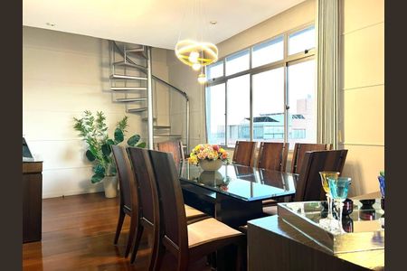 Apartamento à venda com 3 quartos, 150m² em Santo Antônio, Belo Horizonte