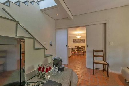 Casa à venda com 3 quartos, 570m² em São Bento, Belo Horizonte