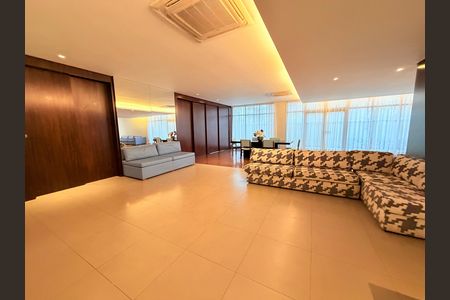 Apartamento à venda com 93m², 2 quartos e 2 vagas