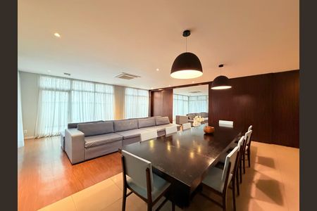 Apartamento à venda com 2 quartos, 93m² em Itaim Bibi, São Paulo