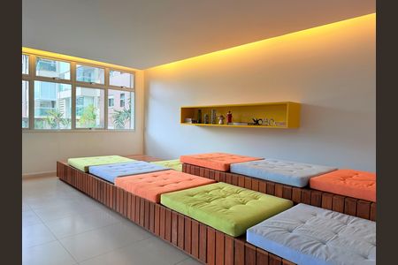 Apartamento à venda com 93m², 2 quartos e 2 vagas