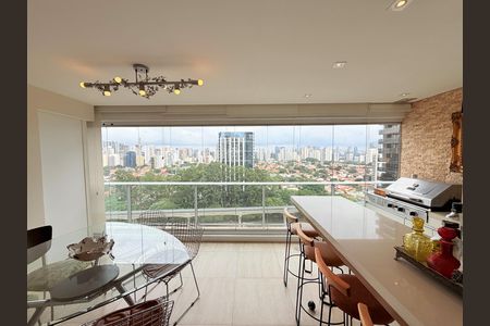 Apartamento à venda com 2 quartos, 93m² em Itaim Bibi, São Paulo