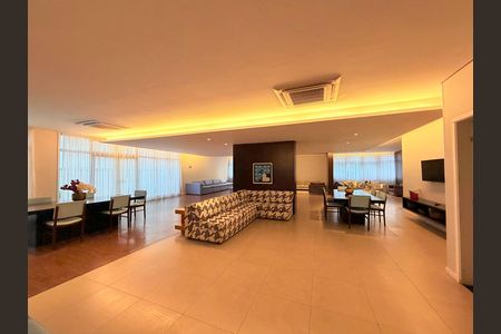 Apartamento à venda com 93m², 2 quartos e 2 vagas