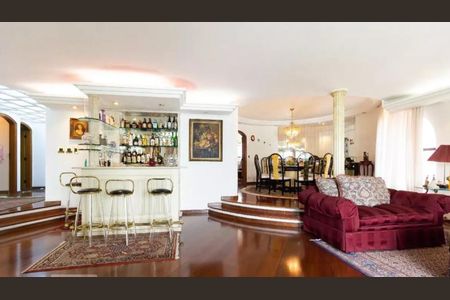 Apartamento à venda com 294m², 3 quartos e 3 vagas