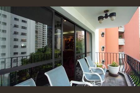 Apartamento à venda com 294m², 3 quartos e 3 vagas