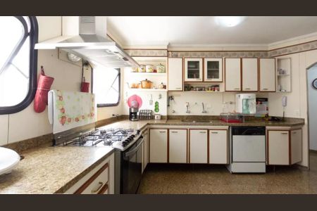 Apartamento à venda com 294m², 3 quartos e 3 vagas