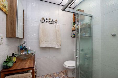 Casa à venda com 137m², 2 quartos e 2 vagas