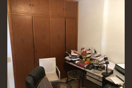 Apartamento à venda com 3 quartos, 190m² em Moema, São Paulo