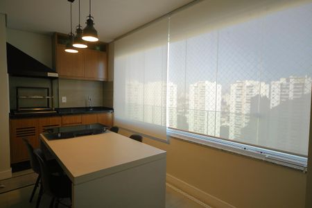 Apartamento para alugar com 116m², 3 quartos e 2 vagasVaranda/Sala 