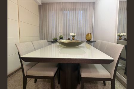 Apartamento à venda com 3 quartos, 95m² em Funcionários, Belo Horizonte
