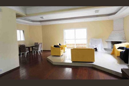 Casa de condomínio à venda com 395m², 2 quartos e 4 vagas Casa de condomínio à venda com 395m², 2 quartos e 4 vagasSala de Jantar / Estar